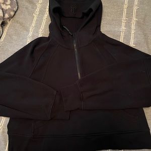 Lululemon Cropped Scuba hoodie